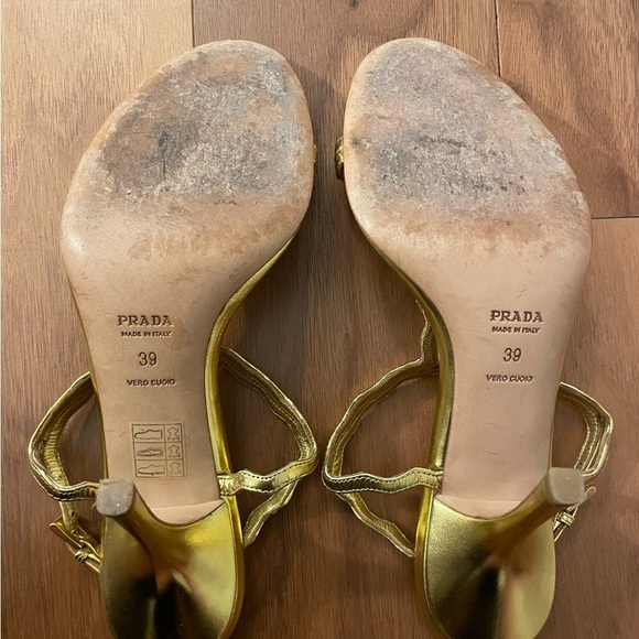 Prada open toe gold sandal - Picture 5 of 5
